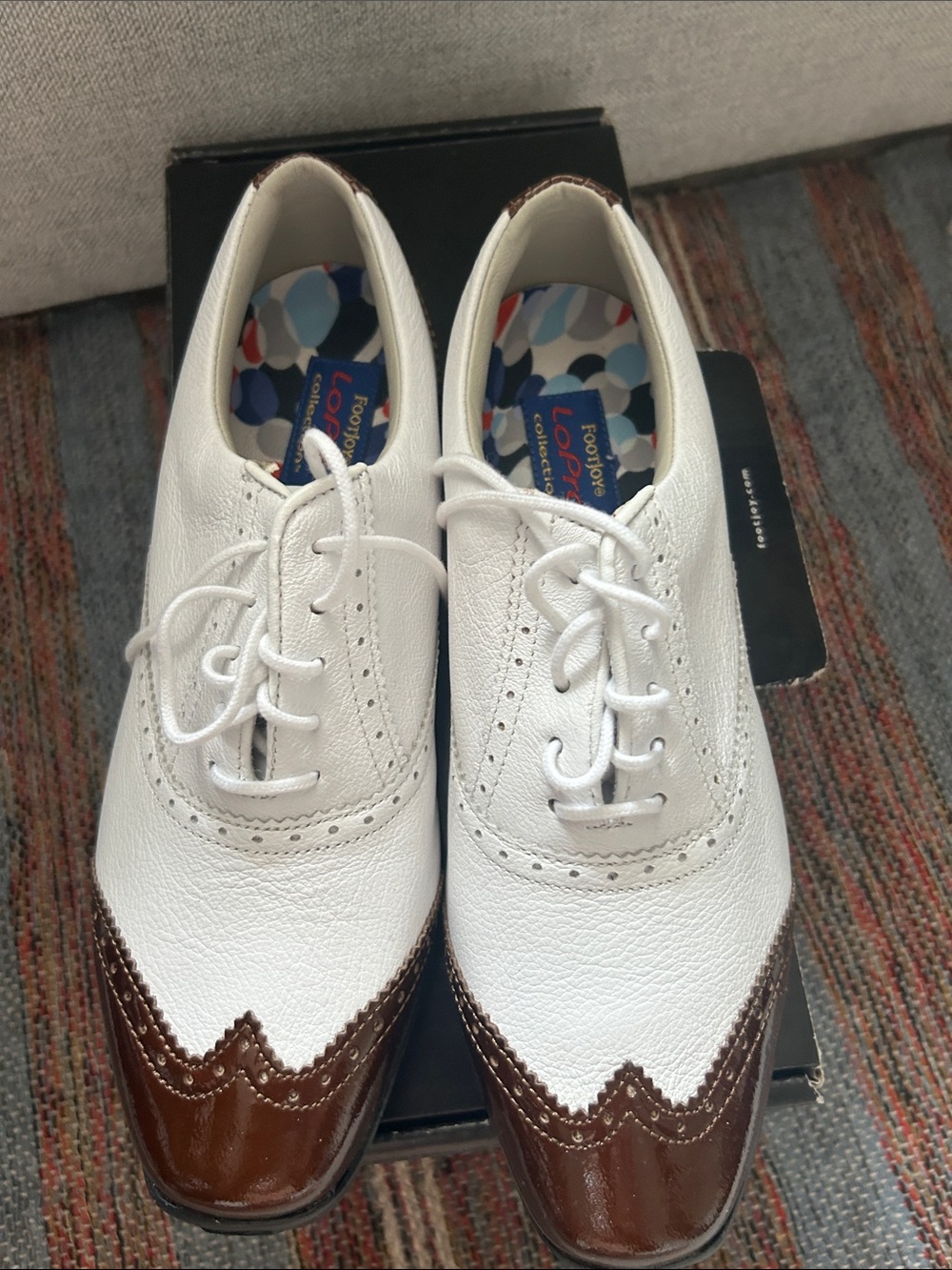 NEW FootJoy White and Brown Wingtip Golf Oxfords - Picture 3 of 6